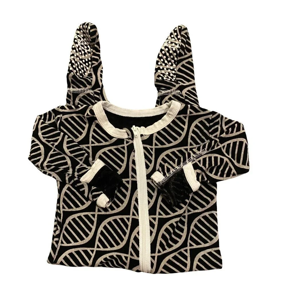 Kickee Pants Black and Gray Footie Sleeper - Size 3-6 months - Normal Wear